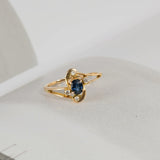 Vintage blue sapphire ring with diamonds in 14K yellow gold