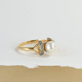 Anillo antiguo de perlas y diamantes.