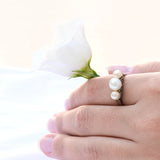 Art deco ring, from the first third of the 20th century, with 3 akoya pearls. 