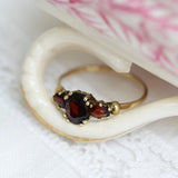 Vintage ring with 3 garnets