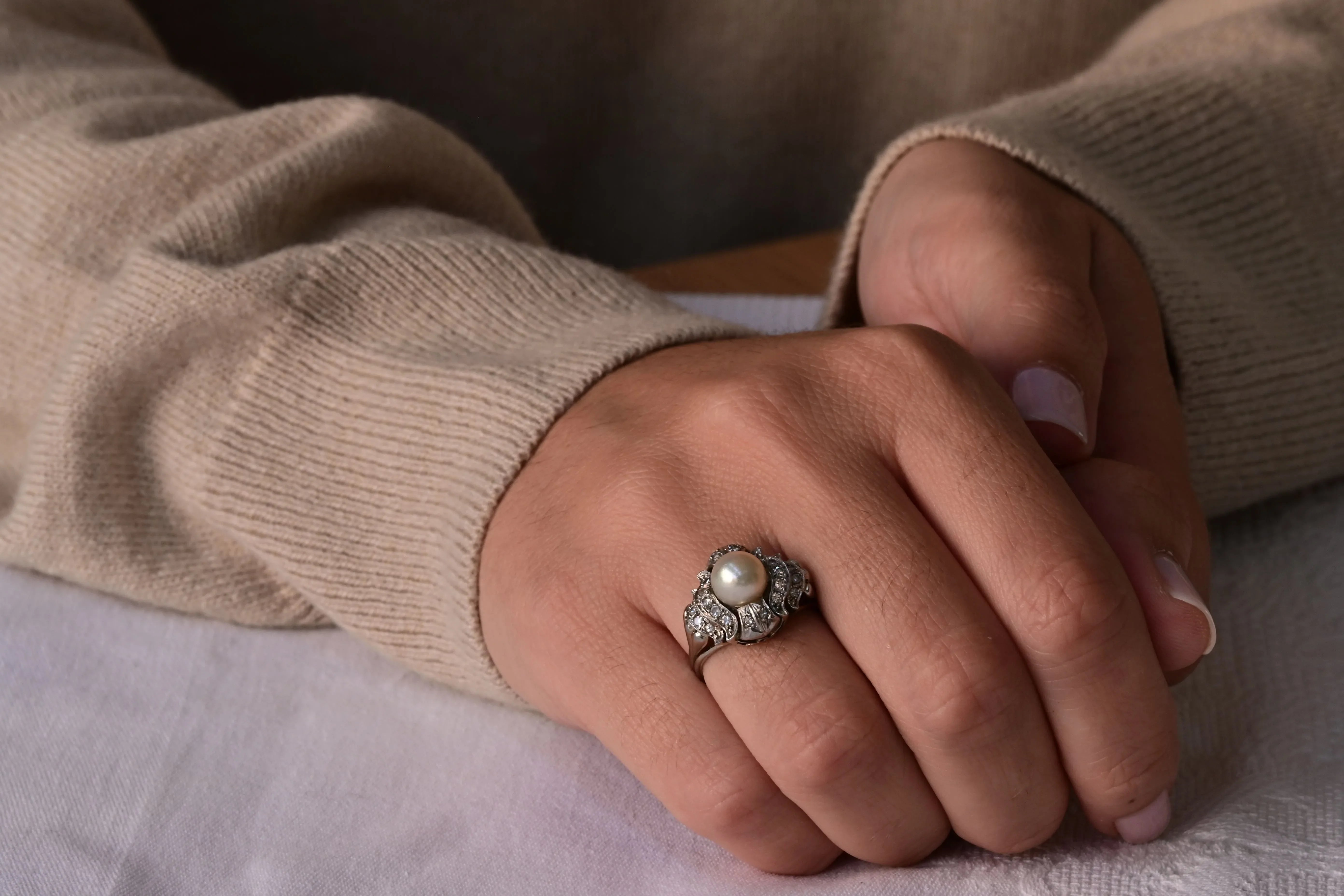 Cocktail Ring with Pearl and Diamonds