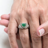 Anillo Cluster Vintage de Esmeralda y Diamantes