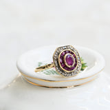 Bague vintage en rubis et monture en or jaune