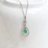 Collar de Esmeralda y Diamantes en forma de Gota