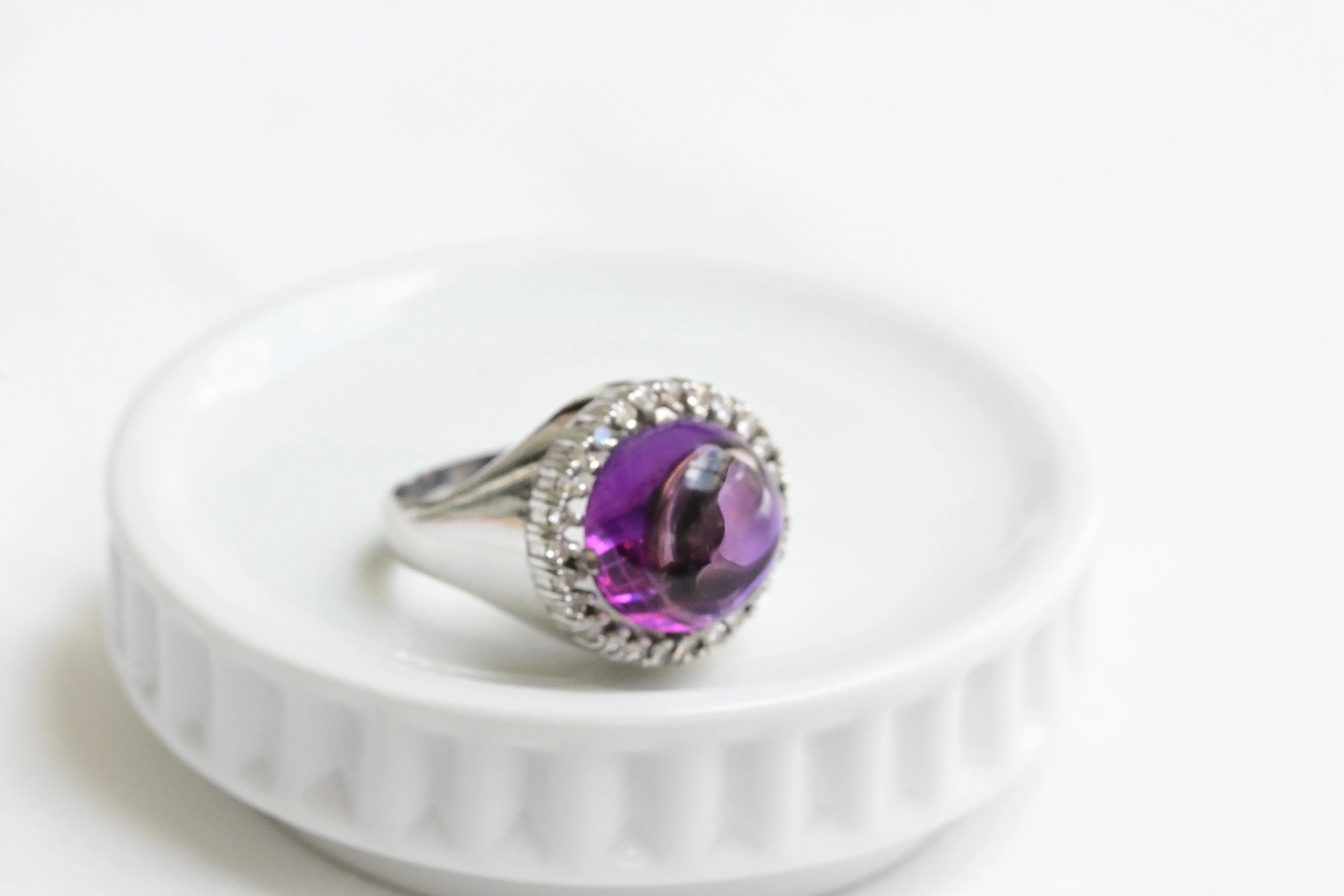 Vintage amethyst rosette ring