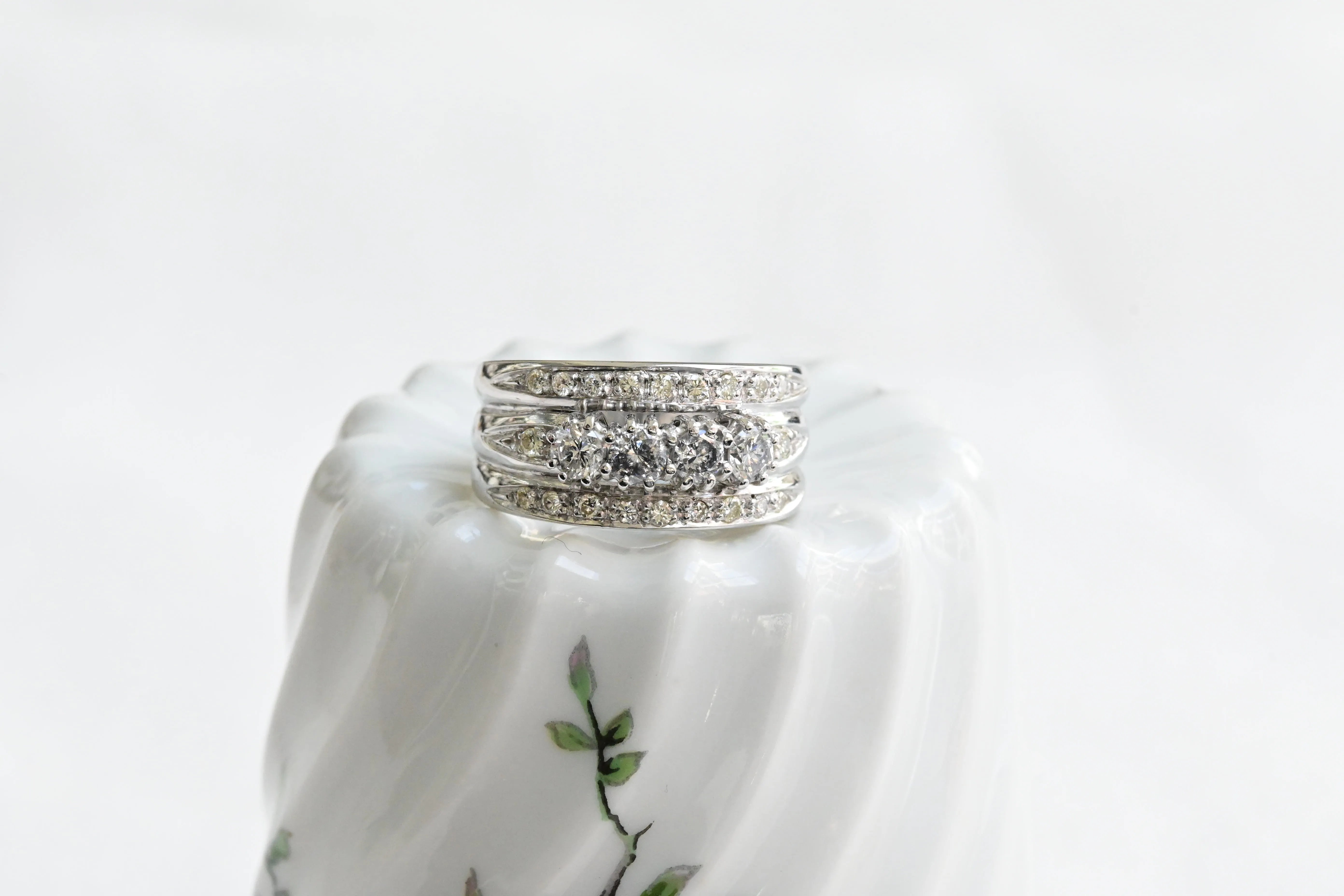 Vintage diamond band ring