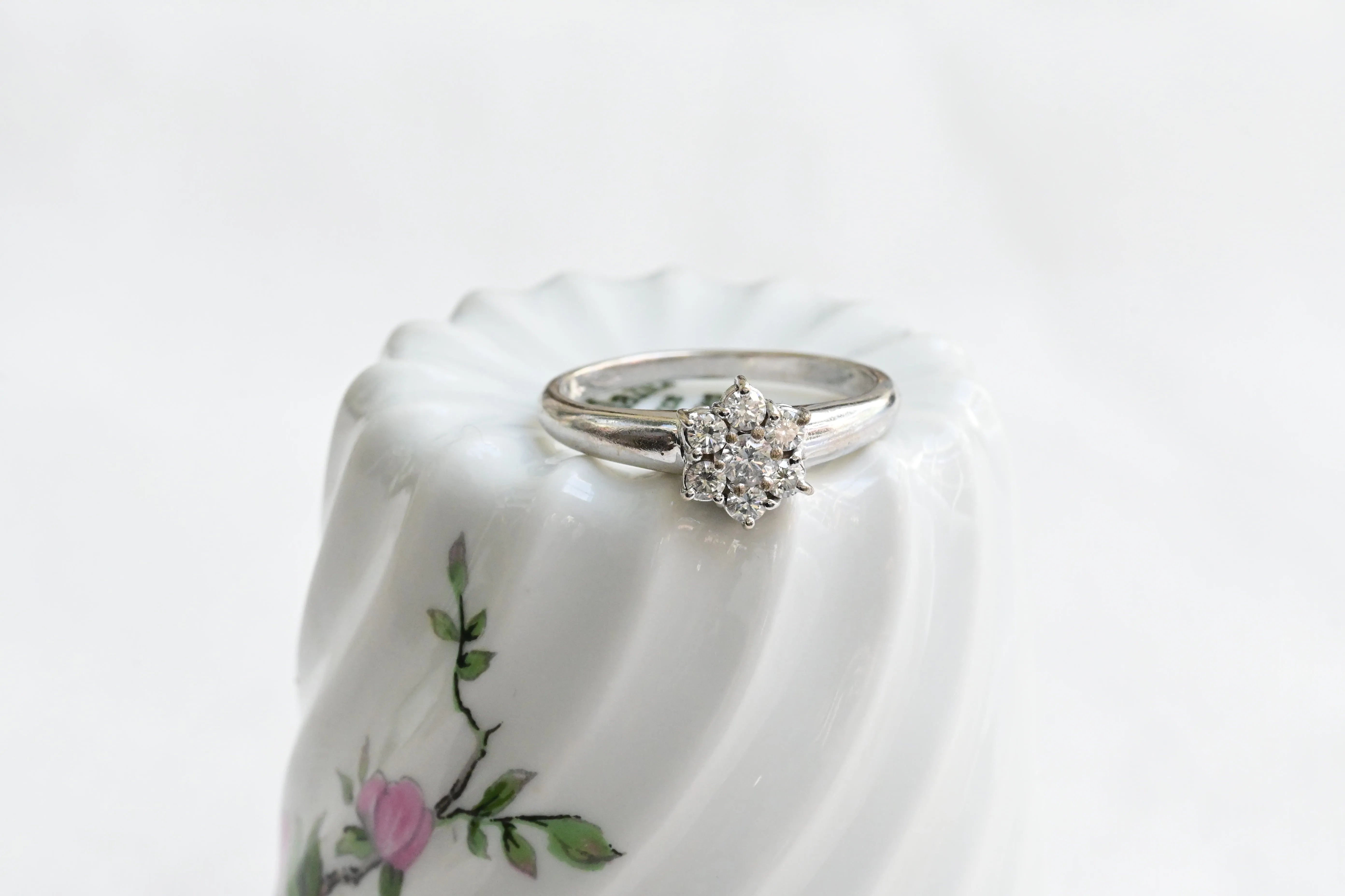 Vintage diamond flower ring
