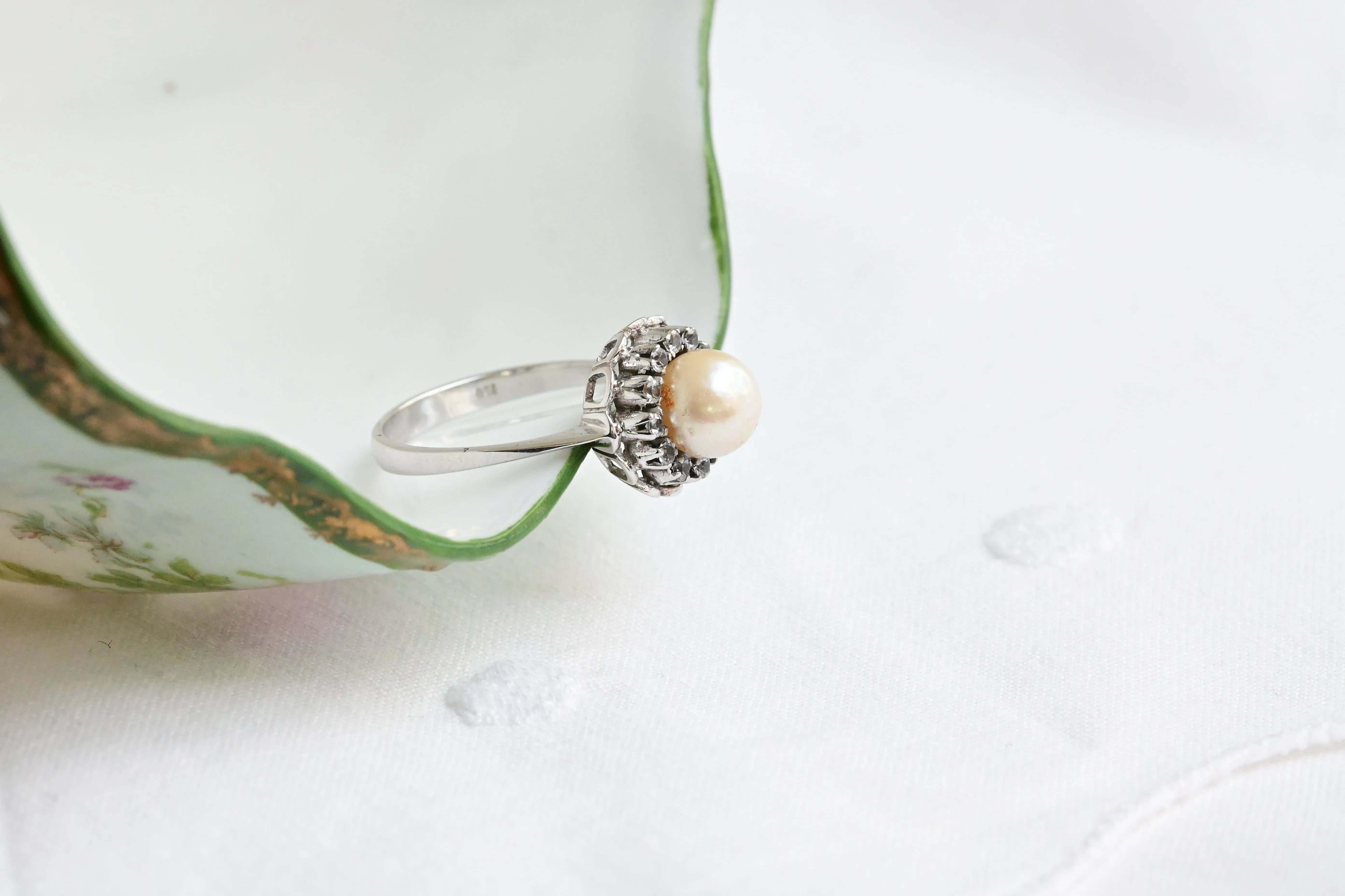 Vintage 1960s pearl and diamond rosette