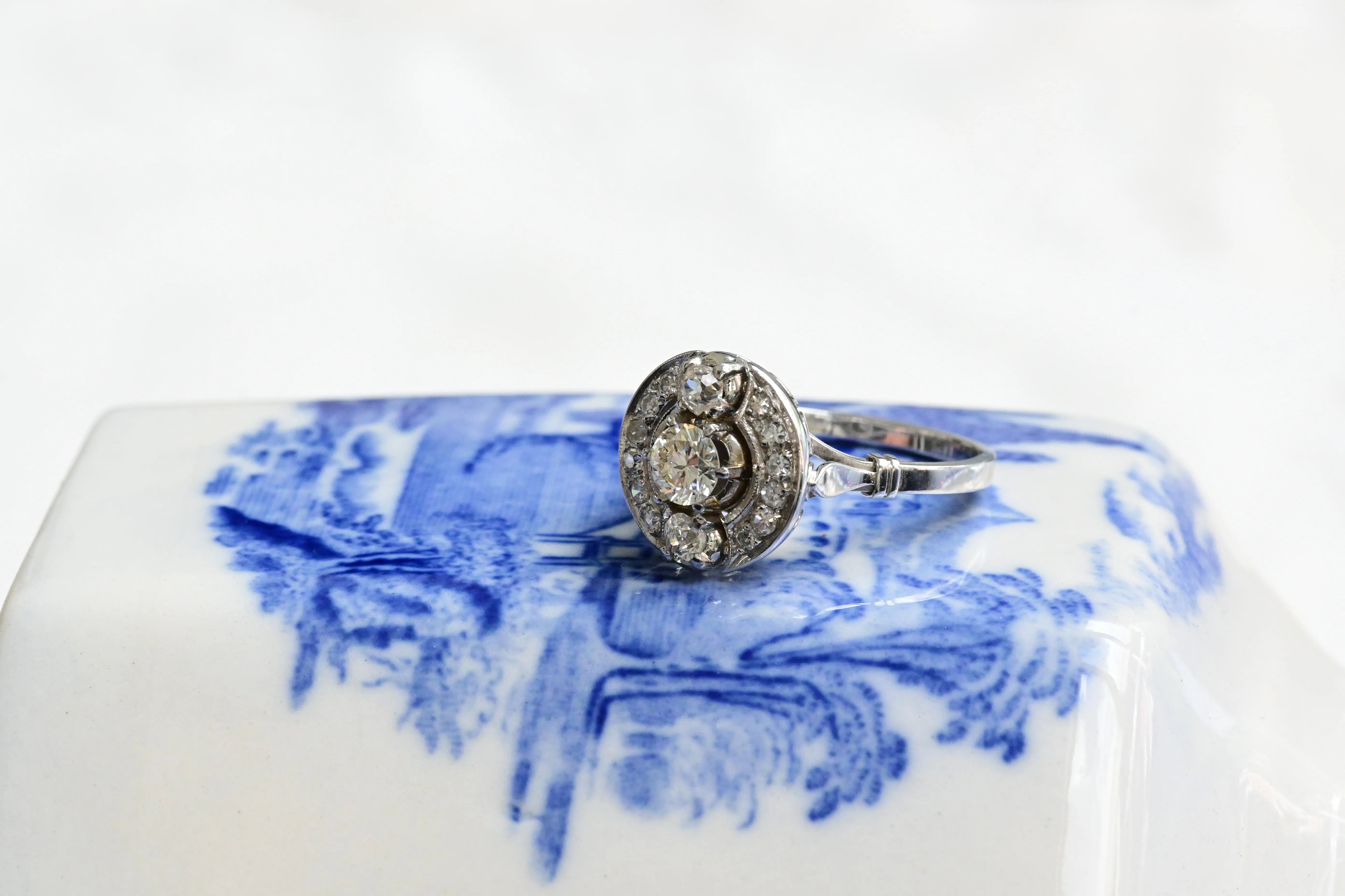 Art deco target diamond ring