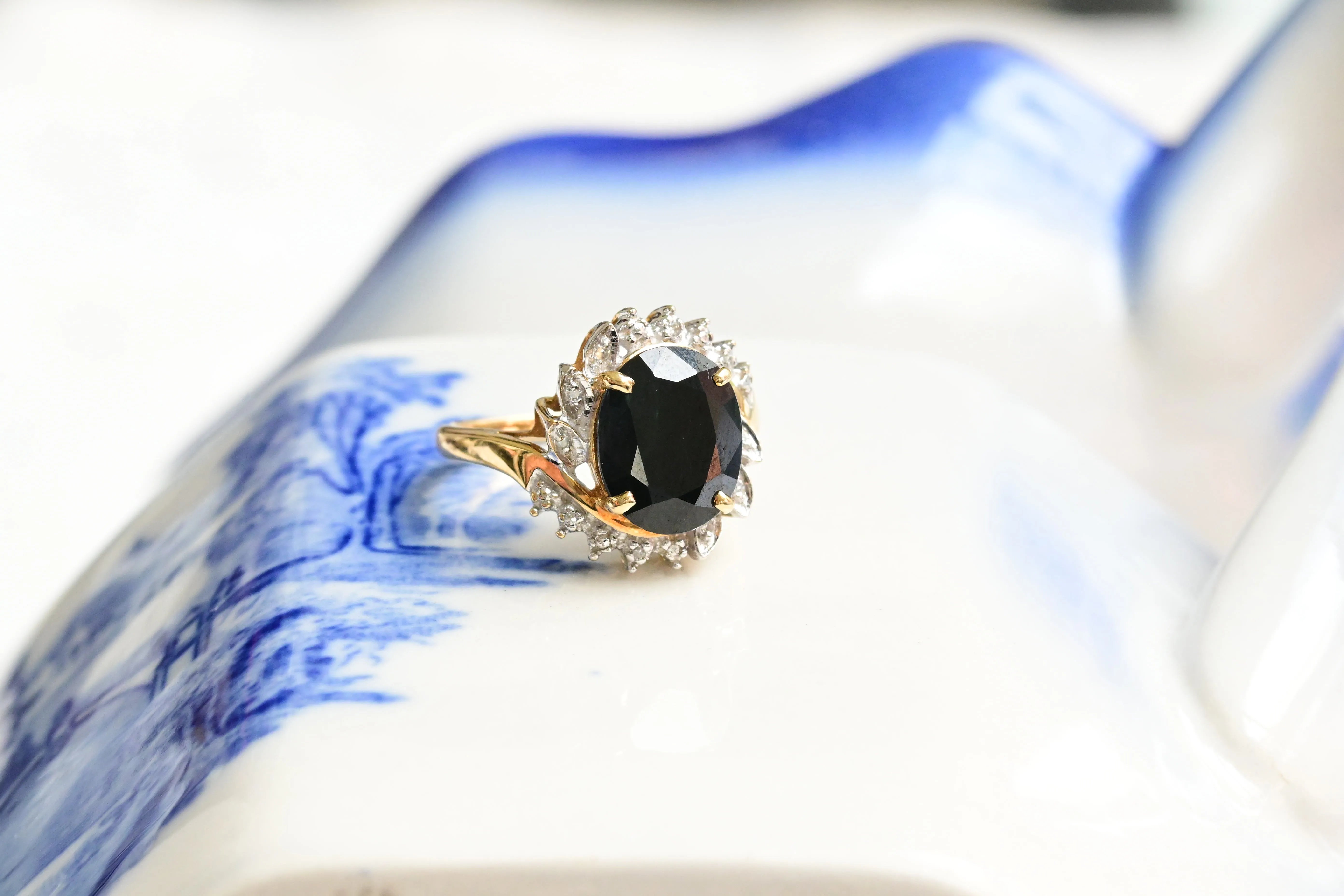 Vintage sapphire rosette