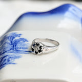 Anillo Vintage tipo Margarita de Zafiro y Diamantes