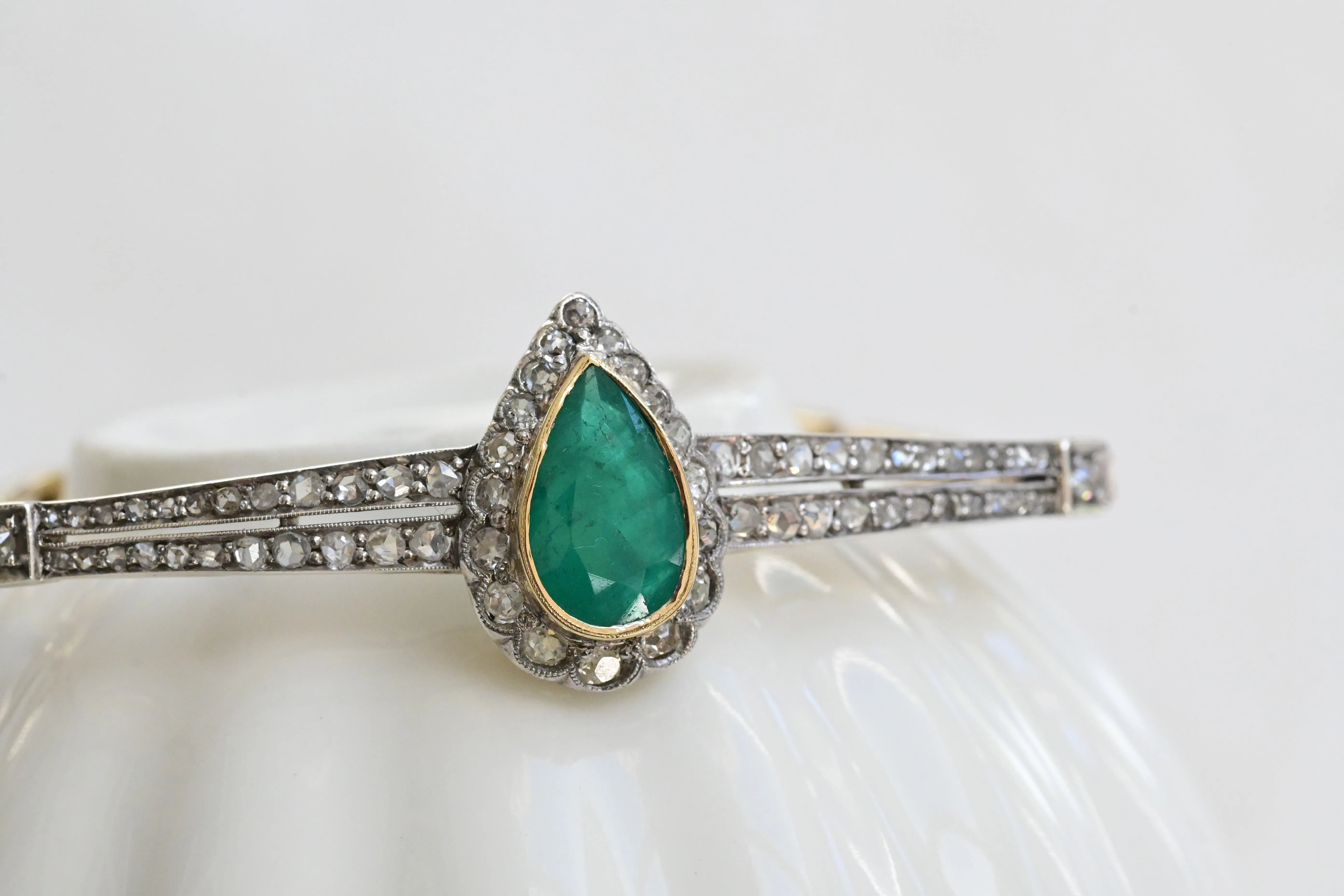 Vintage 1950s emerald bracelet