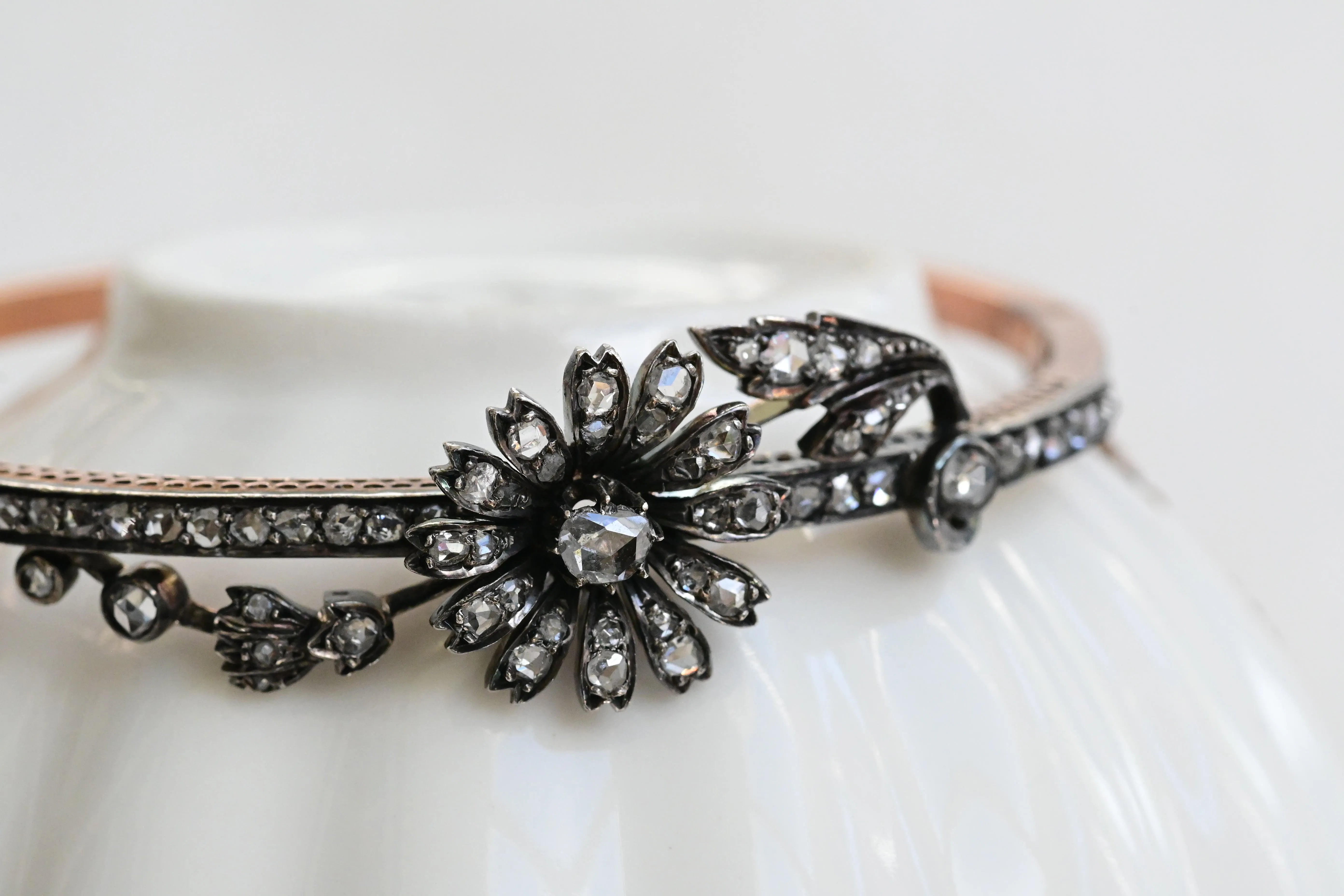 Art nouveau flower bracelet