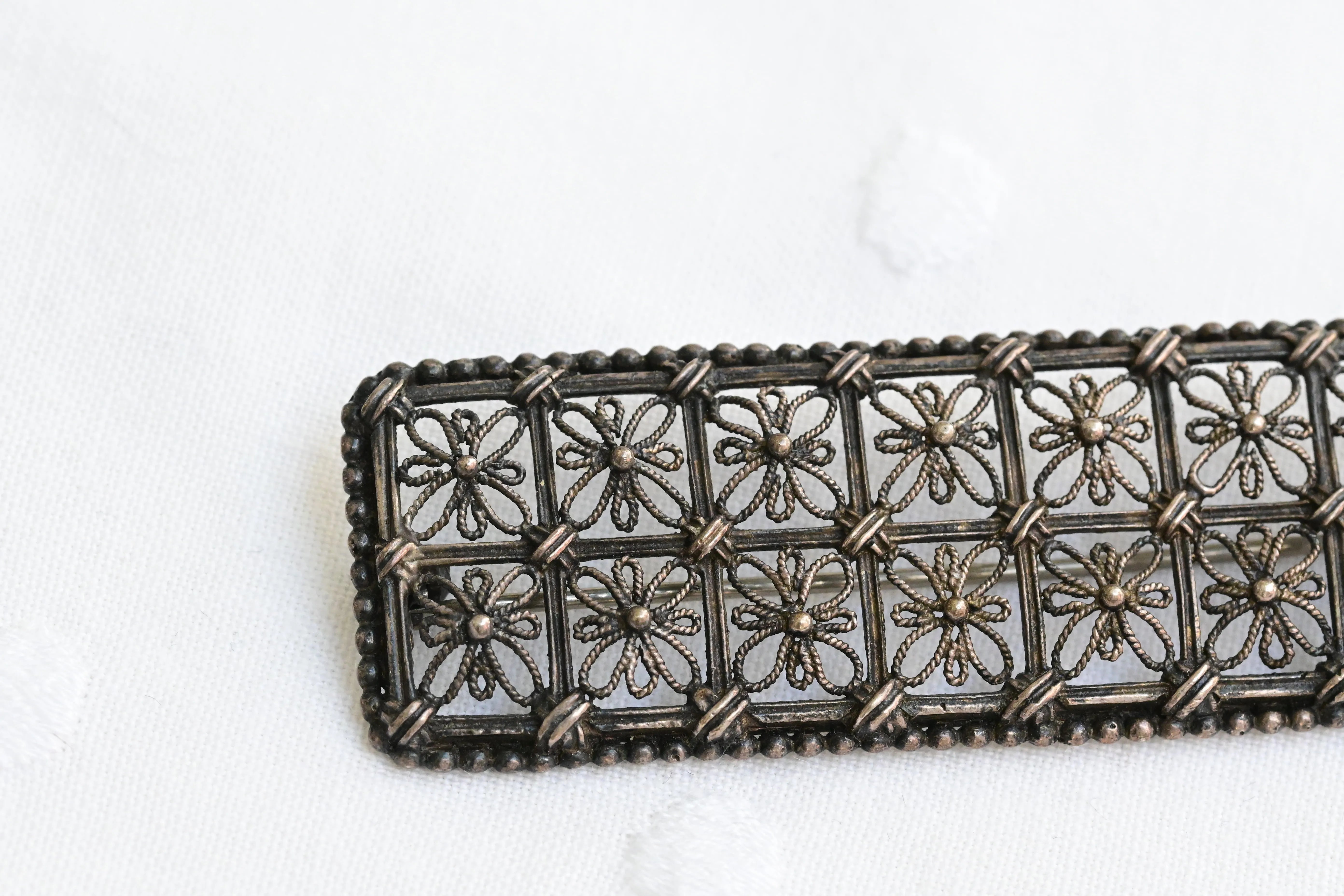 Modernist style brooch