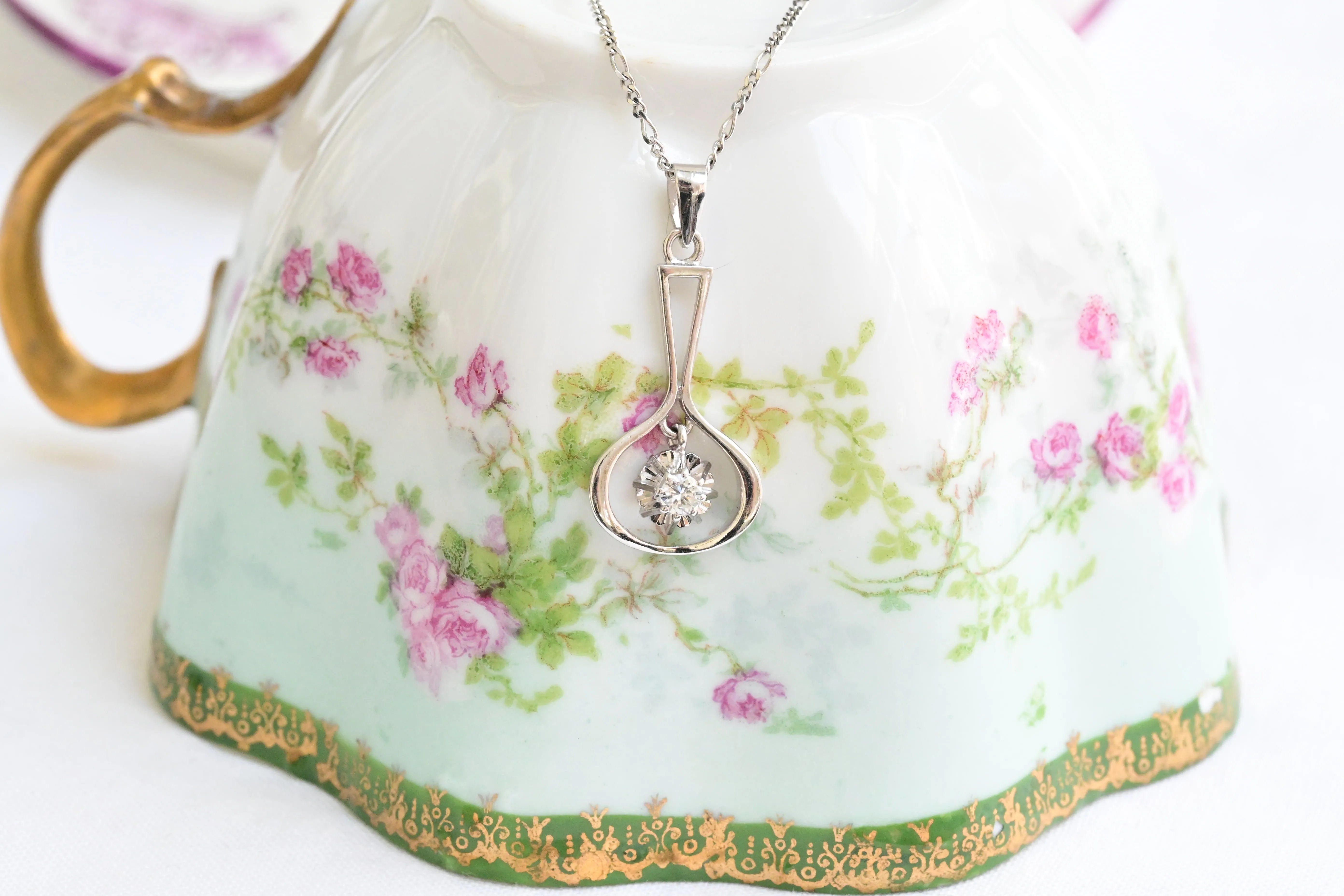 Vintage diamond drop necklace
