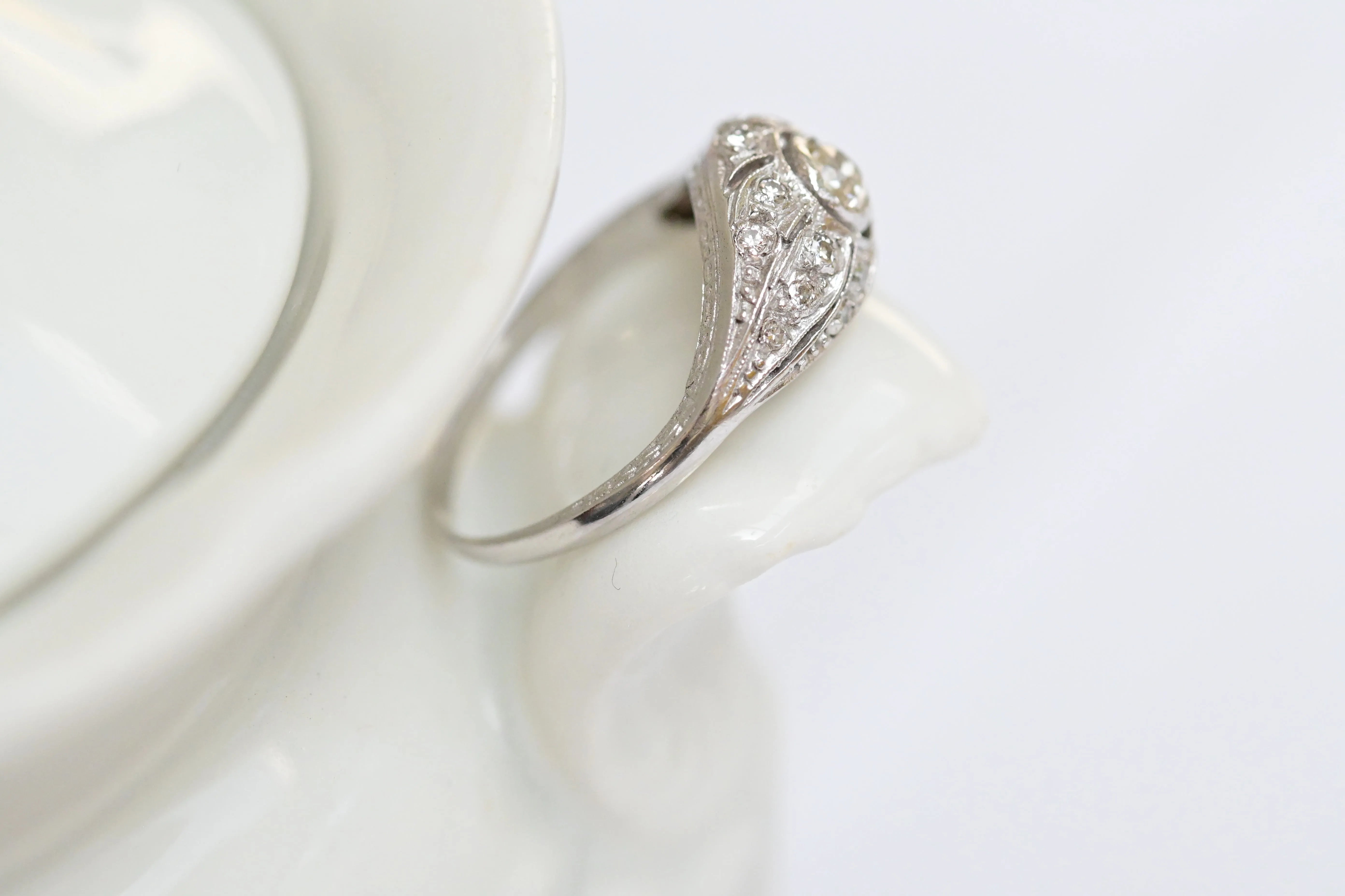 Vintage Cocktail Ring with Central Antique Cut Diamond and 16 Huit Huit Cut Diamonds