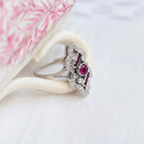 Anillo Vintage de los años 50 con Diamantes y Rubíes.