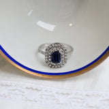 Vintage sapphire ring with 54 diamonds