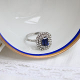 Vintage sapphire ring with 54 diamonds