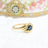 Vintage yellow gold ring with oval sapphire