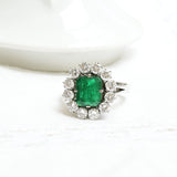 Anillo de Compromiso con Esmeralda