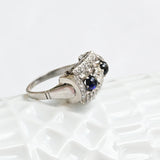 Vintage prstan v slogu chevalier s safirjem in diamanti