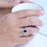 Vintage sapphire rosette